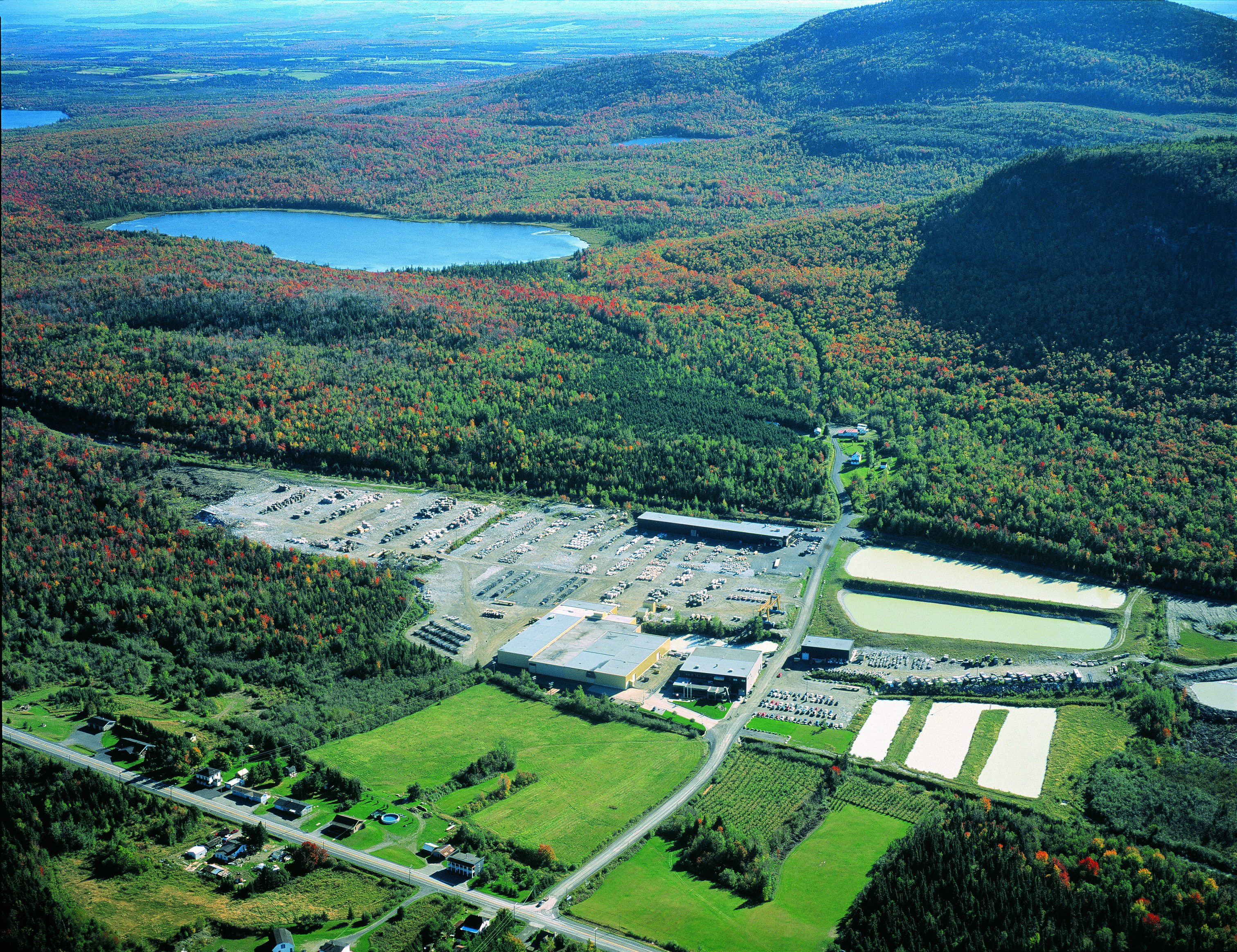 Polycor-Saint-Sebastien-Fabrication-Plant